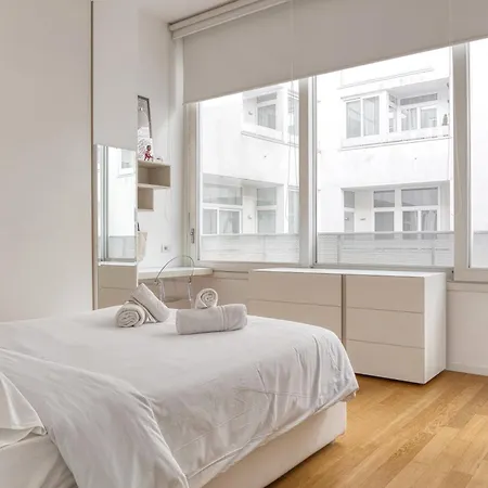 Modern Retreat In The Heart Of Milan Apartment Exterior photo